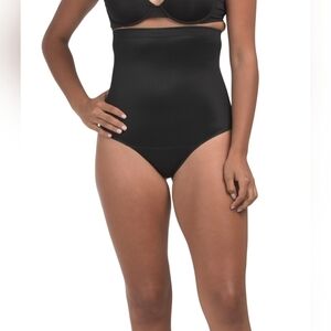 Assets By Spanx Black High-Waisted Firm Control Flawleess Finish Thong Shapewear